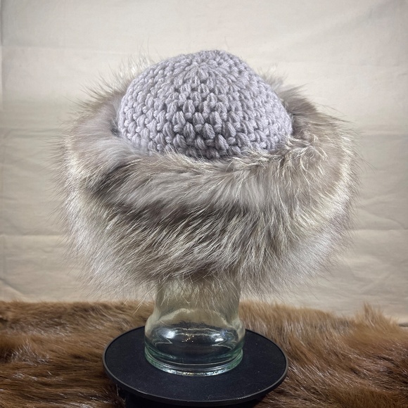 Fur Brimmed Beanie Hat - Picture 3 of 4